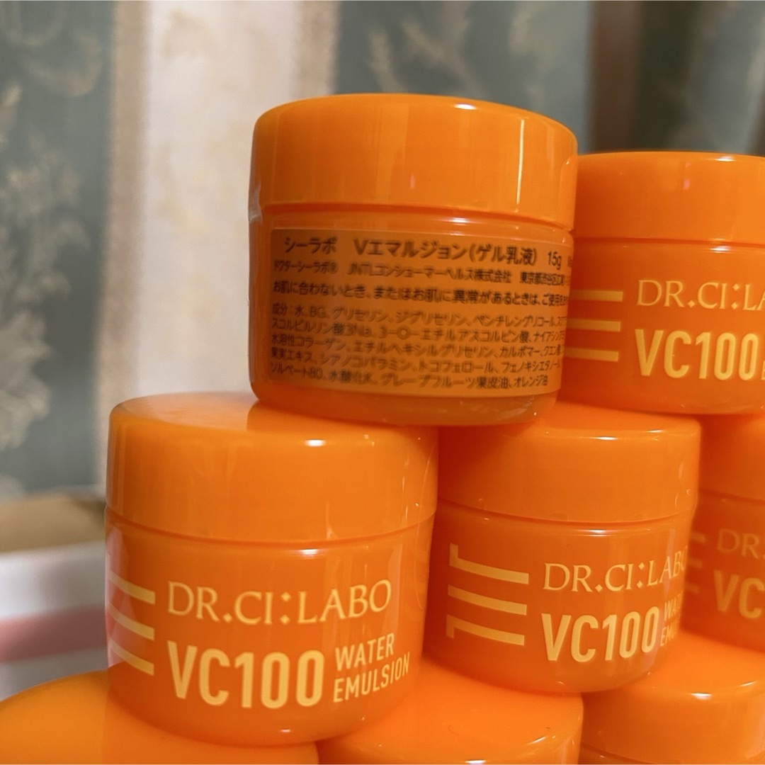 Dr.Ci Labo(ドクターシーラボ)のVC100ウォーターエマルジョン ミニ 15g x 9個セット 新品未開封 コスメ/美容のスキンケア/基礎化粧品(乳液/ミルク)の商品写真