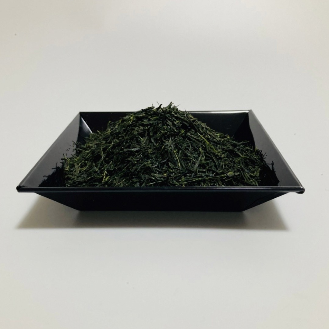 【かぶせ茶　彩つなぎ】茶葉　奈良県産　大和茶　上煎茶　かぶせ茶　茶葉　100g  食品/飲料/酒の飲料(茶)の商品写真