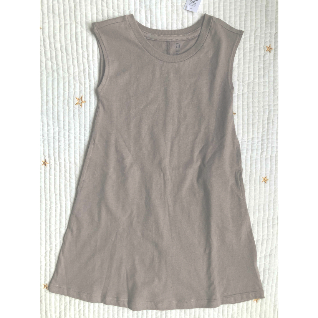 babyGAP(ベビーギャップ)の［新品未使用］baby GAP ワンピース　95cm 女の子　Tシャツ キッズ/ベビー/マタニティのキッズ服女の子用(90cm~)(ワンピース)の商品写真