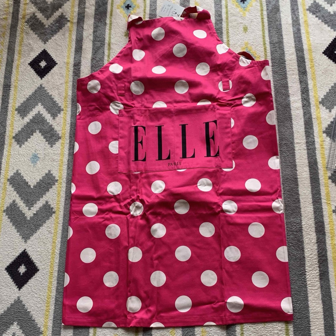 ELLE(エル)のELLE　エプロン　ピンクx白ドット　新品 レディースのレディース その他(その他)の商品写真