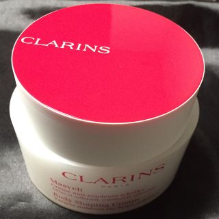 クラランス(CLARINS)の引き締める！CLARINS クレームマスヴェルト(ボディクリーム)