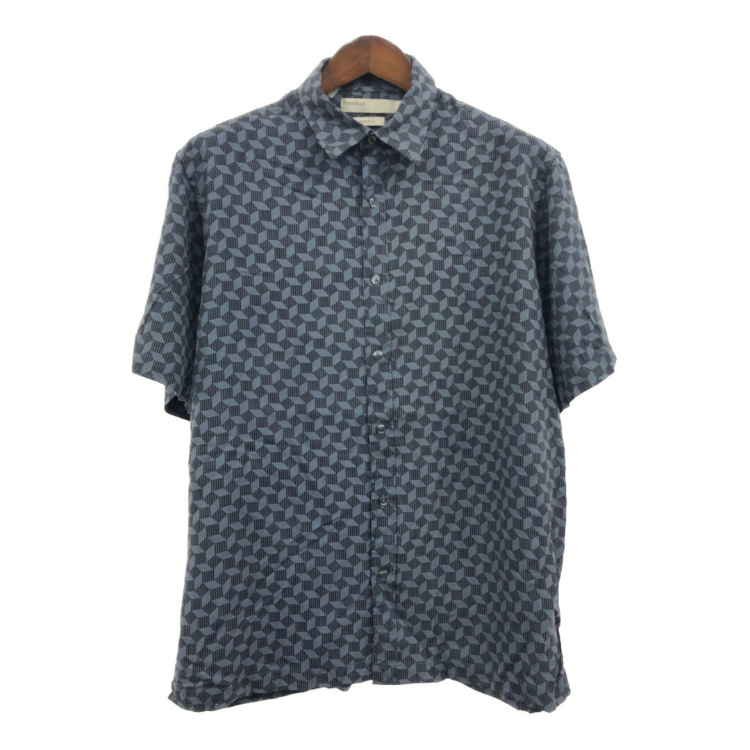 PERRY ELLIS ペリー エリス 総柄 シルク 半袖シャツ ネイビー (メンズ L) 中古 古着 Q6388 メンズのトップス(シャツ)の商品写真