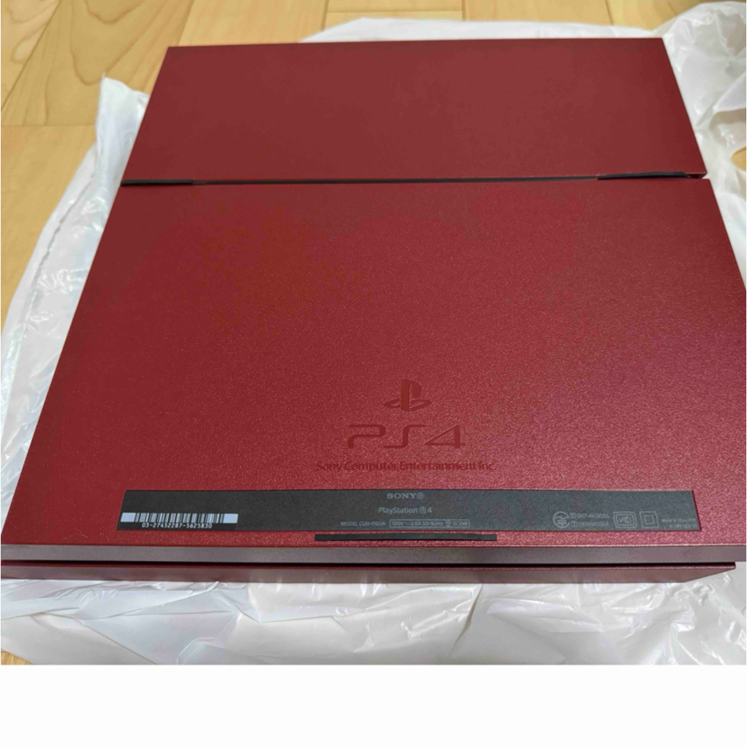 PlayStation4(プレイステーション4)のPS4本体 ファイナルファンタジー零式     朱雀エディション 限定品 エンタメ/ホビーのゲームソフト/ゲーム機本体(家庭用ゲーム機本体)の商品写真