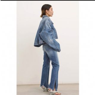 アパルトモンドゥーズィエムクラス(L'Appartement DEUXIEME CLASSE)の【3×1/スリーバイワン】EMPIRE CROP FLARE DENIM 28(デニム/ジーンズ)