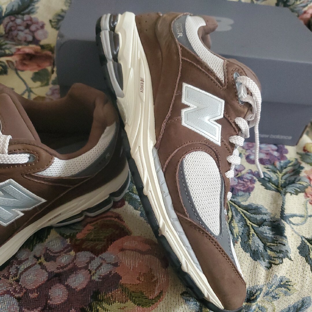 New Balance(ニューバランス)のNEW BALANCE ニューバランス M2002RHS メンズの靴/シューズ(スニーカー)の商品写真