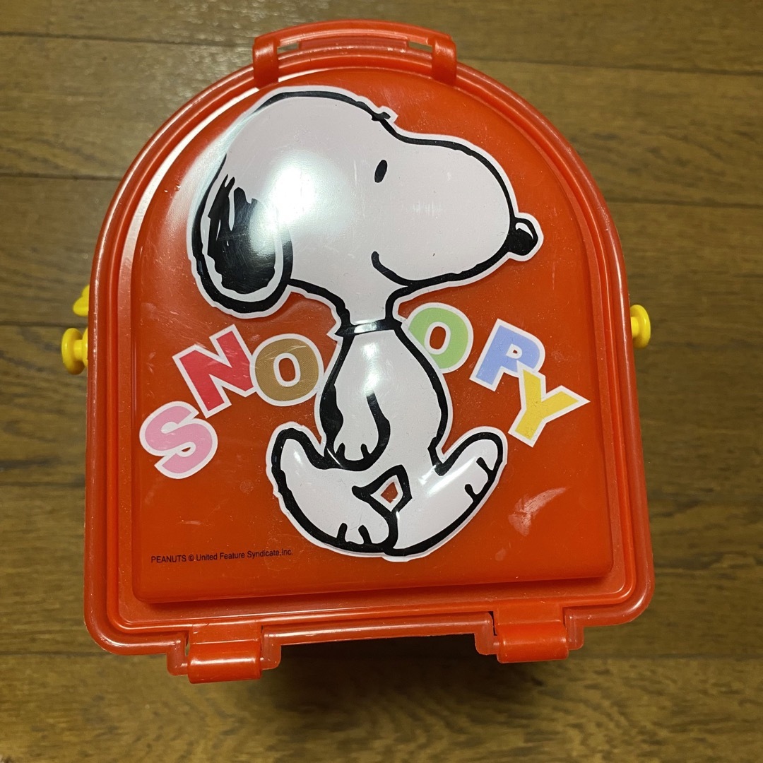 SNOOPY(スヌーピー)のスヌーピー ポップコーンケース エンタメ/ホビーのおもちゃ/ぬいぐるみ(キャラクターグッズ)の商品写真