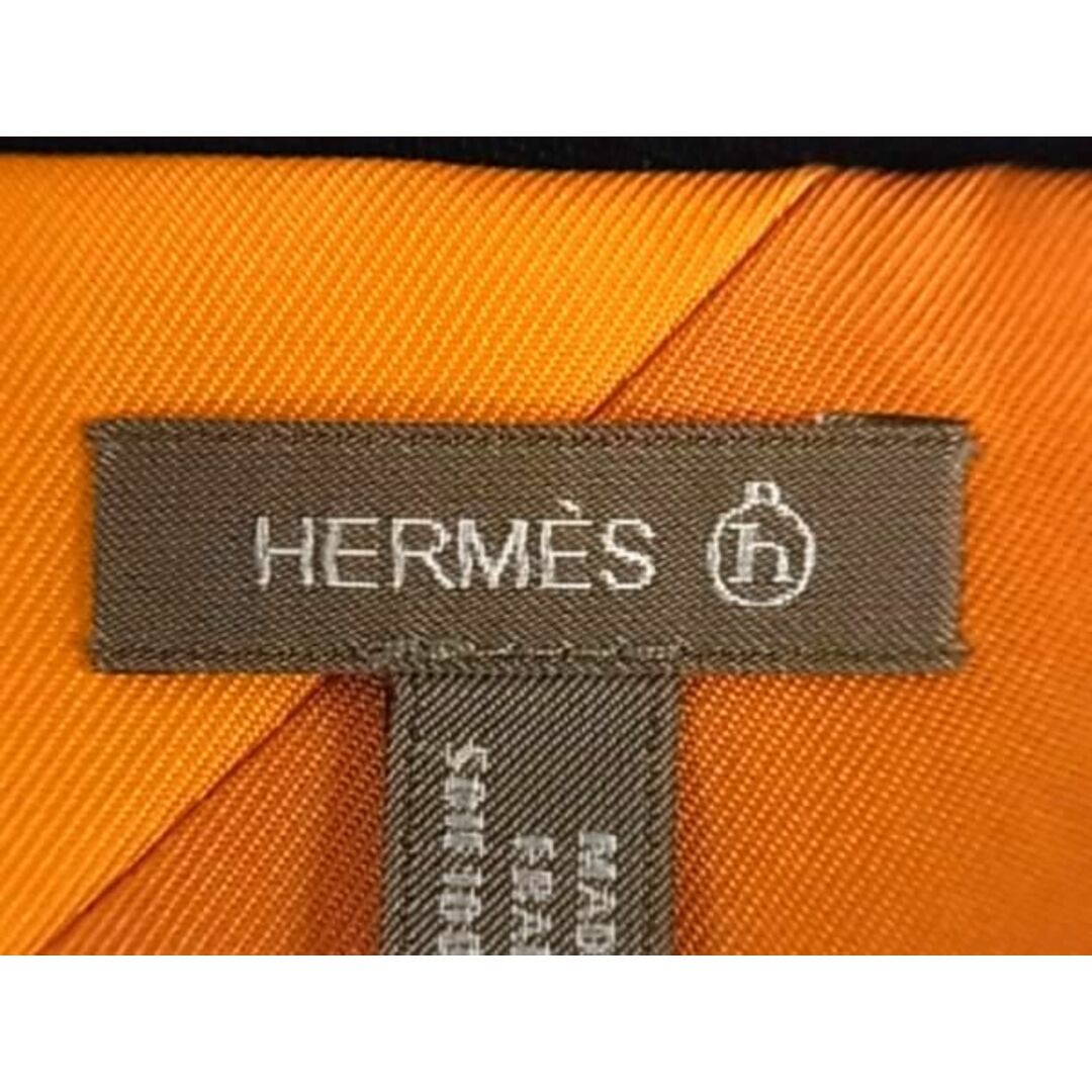 Hermes(エルメス)の■新品同様■ HERMES エルメス シルク100% モンキー サル スカーフ ツイリー ネクタイ オレンジ系×ブルー系 FA1153  レディースのファッション小物(バンダナ/スカーフ)の商品写真