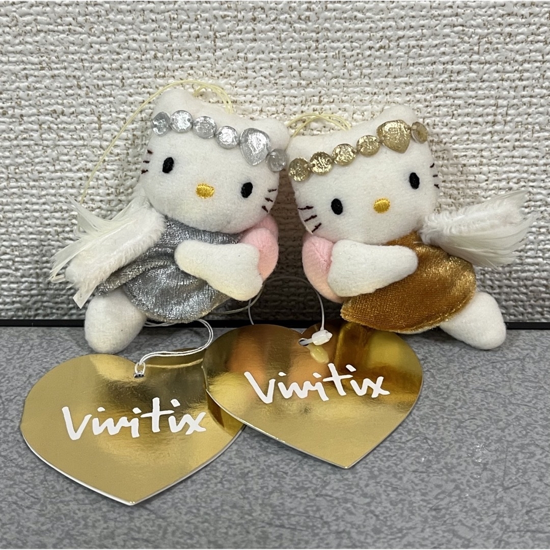 ハローキティ★vivitix限定ゴールド&シルバーエンジェル エンタメ/ホビーのおもちゃ/ぬいぐるみ(ぬいぐるみ)の商品写真