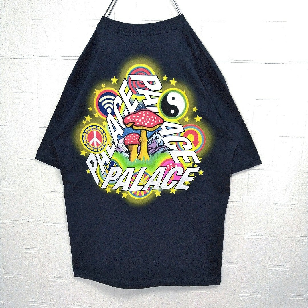《PALACE SKATEBOARDS》サイケデリック　キノコ　ロゴ　Tシャツ メンズのトップス(Tシャツ/カットソー(半袖/袖なし))の商品写真