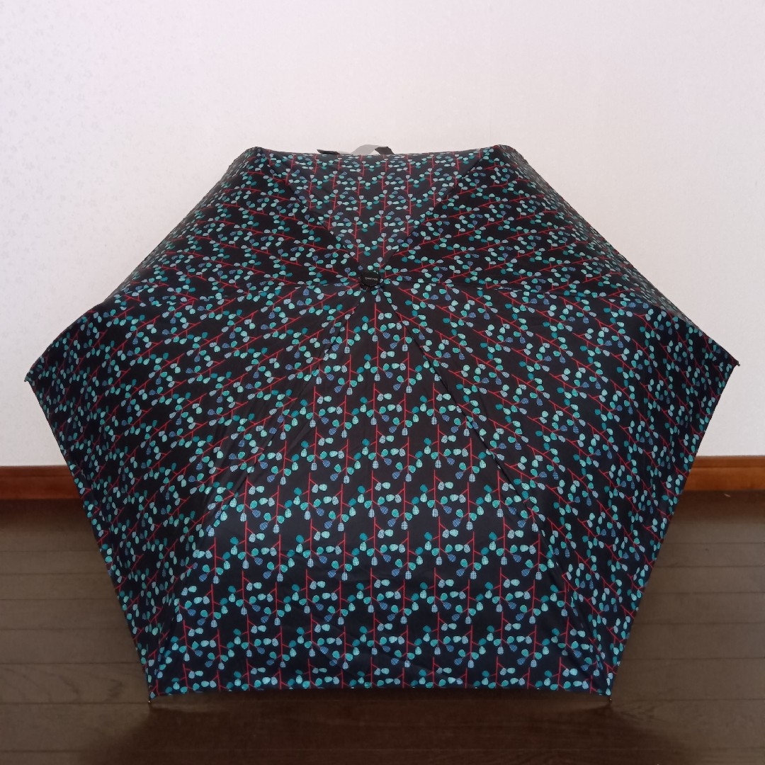 シェッドレイン SHEDRAIN 晴雨兼用 折り畳み傘 美品 レディースのファッション小物(傘)の商品写真