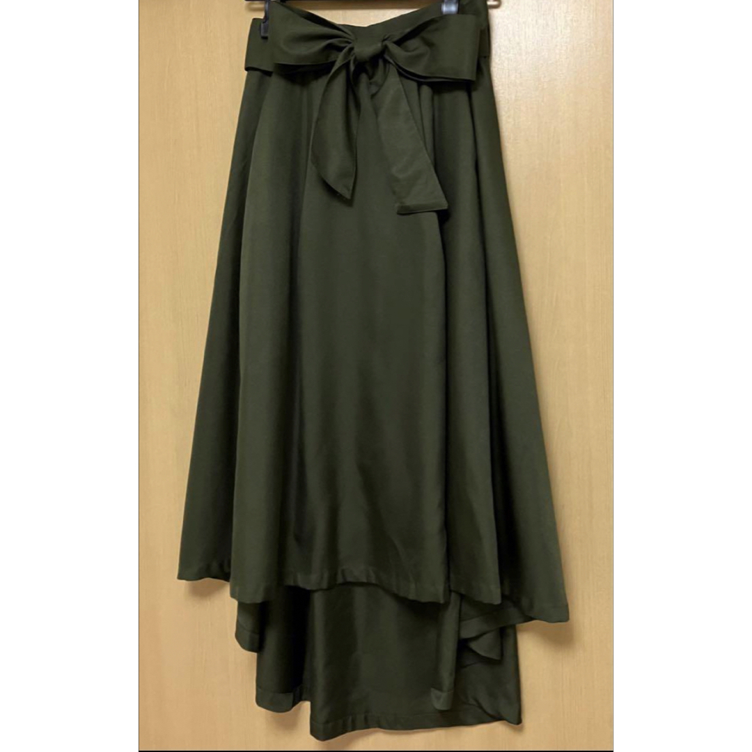 【極美品】　BASEMENT online  ロングスカート　ウエストリボン　緑 レディースのスカート(ロングスカート)の商品写真