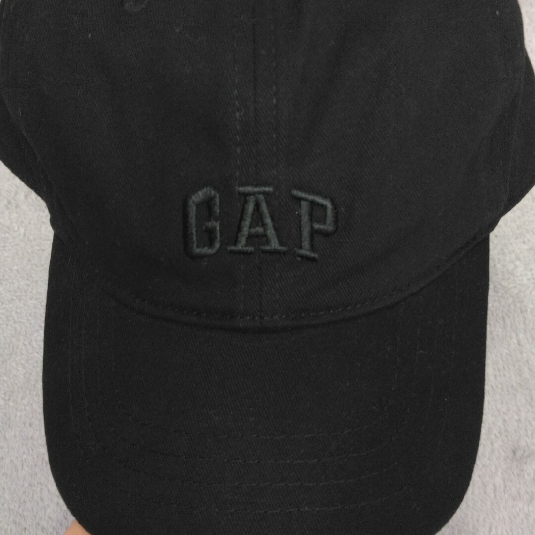 GAP(ギャップ)の新品　GAP　ベースボールキャップ　キッズ　53～55cm キッズ/ベビー/マタニティのこども用ファッション小物(帽子)の商品写真
