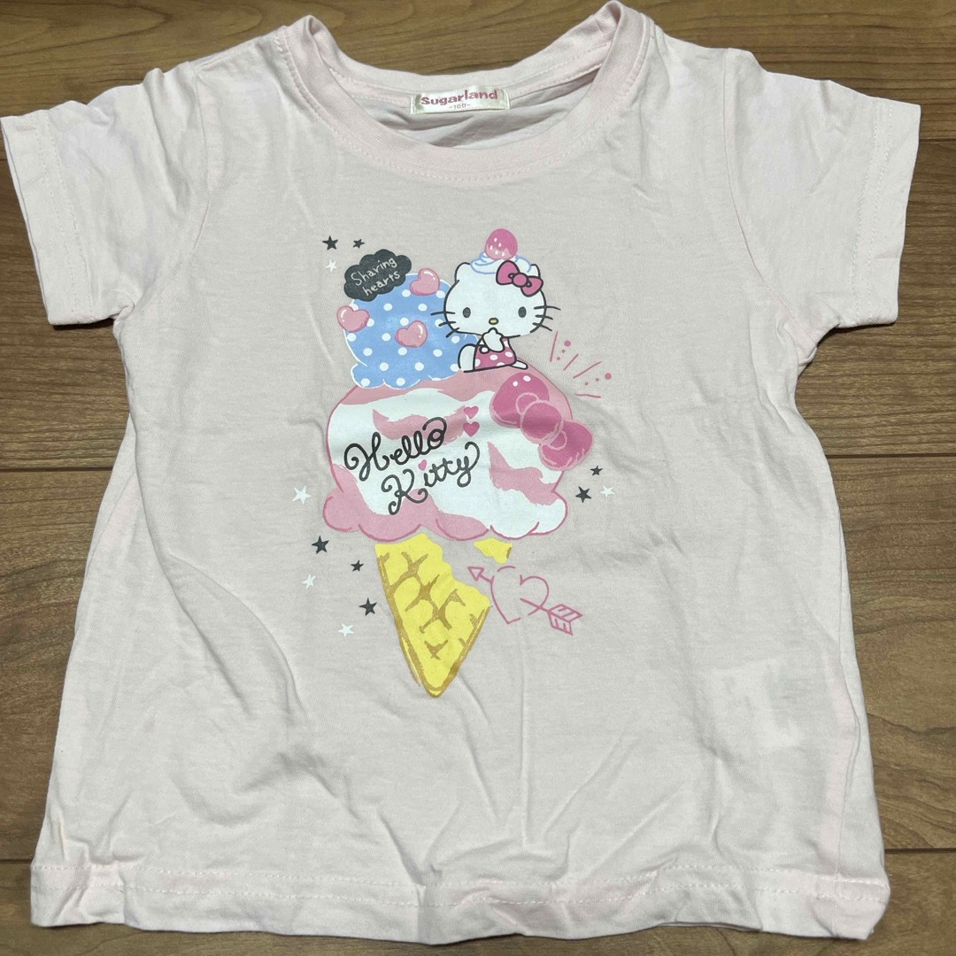 サンリオ(サンリオ)のキティちゃん　100サイズ　Tシャツ キッズ/ベビー/マタニティのキッズ服女の子用(90cm~)(Tシャツ/カットソー)の商品写真