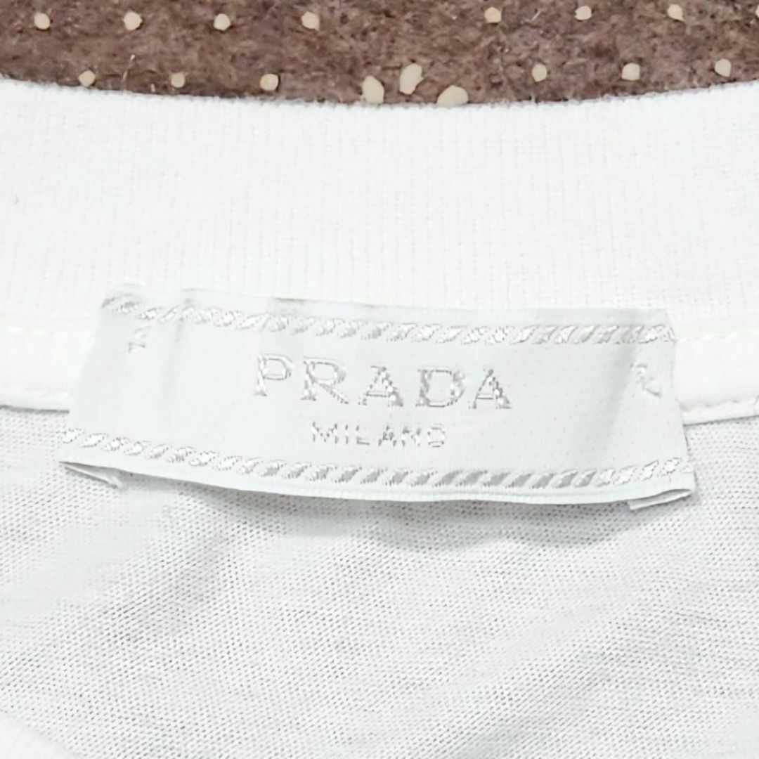 PRADA(プラダ)の【ロゴ入り】プラダ カットソー Tシャツ S デザイン 写真 ユニセックス 白 メンズのトップス(Tシャツ/カットソー(半袖/袖なし))の商品写真