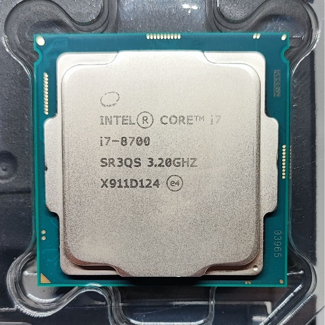 intel CPU core i7 8700 スマホ/家電/カメラのPC/タブレット(PCパーツ)の商品写真