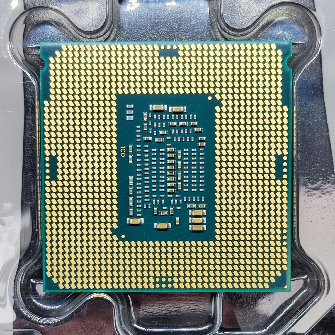 intel CPU core i7 7700 スマホ/家電/カメラのPC/タブレット(PCパーツ)の商品写真