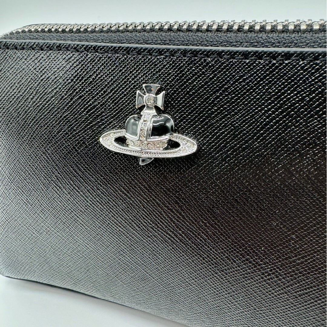 ✨新品未使用✨ヴィヴィアン Vivienne Westwood小物ポーチブラック ✨新品未使用✨ヴィヴィアン Vivienne Westwood小物ポーチブラック