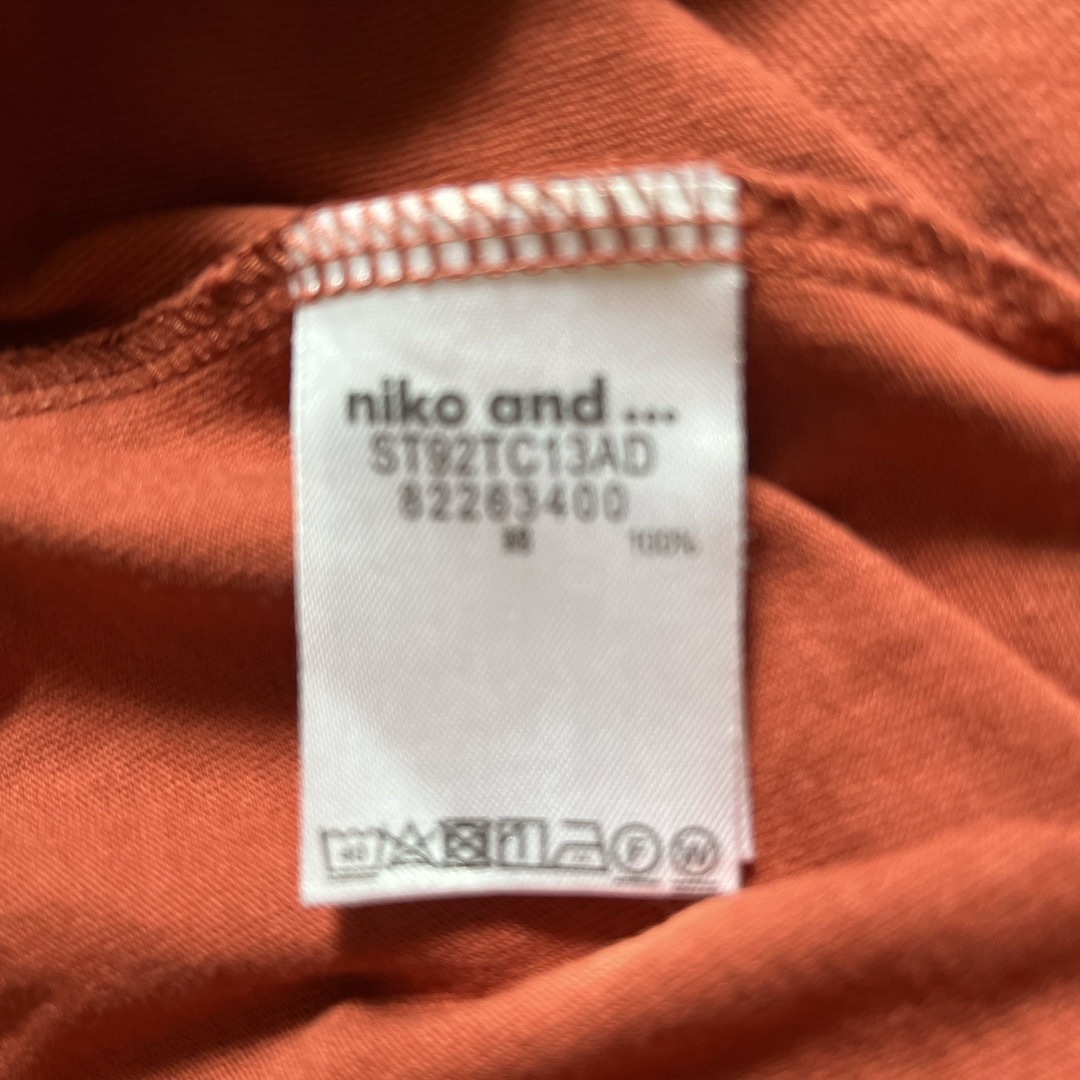 niko and...(ニコアンド)の未使用　niko and BASIC フレンチスリーブTシャツ　テラコッタ レディースのトップス(Tシャツ(半袖/袖なし))の商品写真