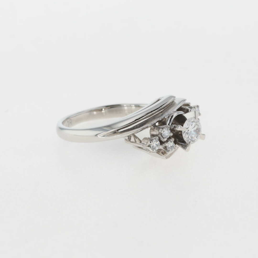 ダイヤモンド デザインリング 7号 Pt900 【中古】 レディースのアクセサリー(リング(指輪))の商品写真