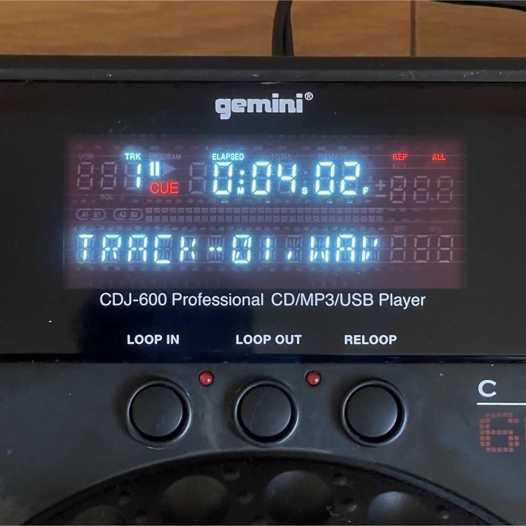 GeMini(ゲミニ―)の【廃盤品・動作品】GEMINI CDJ-600 DJコントローラー 楽器のDJ機器(CDJ)の商品写真