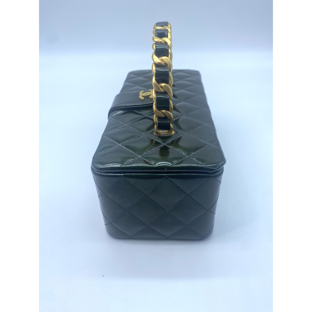 CHANEL - CHANEL シャネル バニティバッグ 鏡付き マトラッセ CHANEL - CHANEL シャネル バニティバッグ 鏡付き マトラッセ