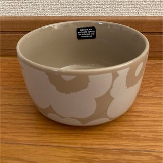 マリメッコ(marimekko)のマリメッコ　ウニッコ　テラ　ボウル　ベージュ×ホワイト(食器)