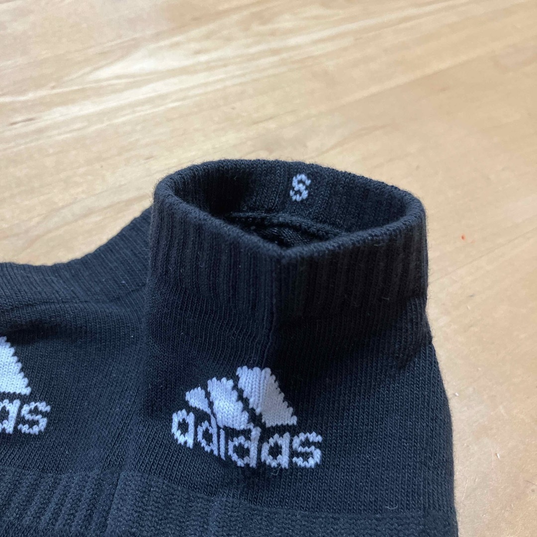 adidas(アディダス)のadidas靴下　S 23〜25㎝　黒色 レディースのレッグウェア(ソックス)の商品写真