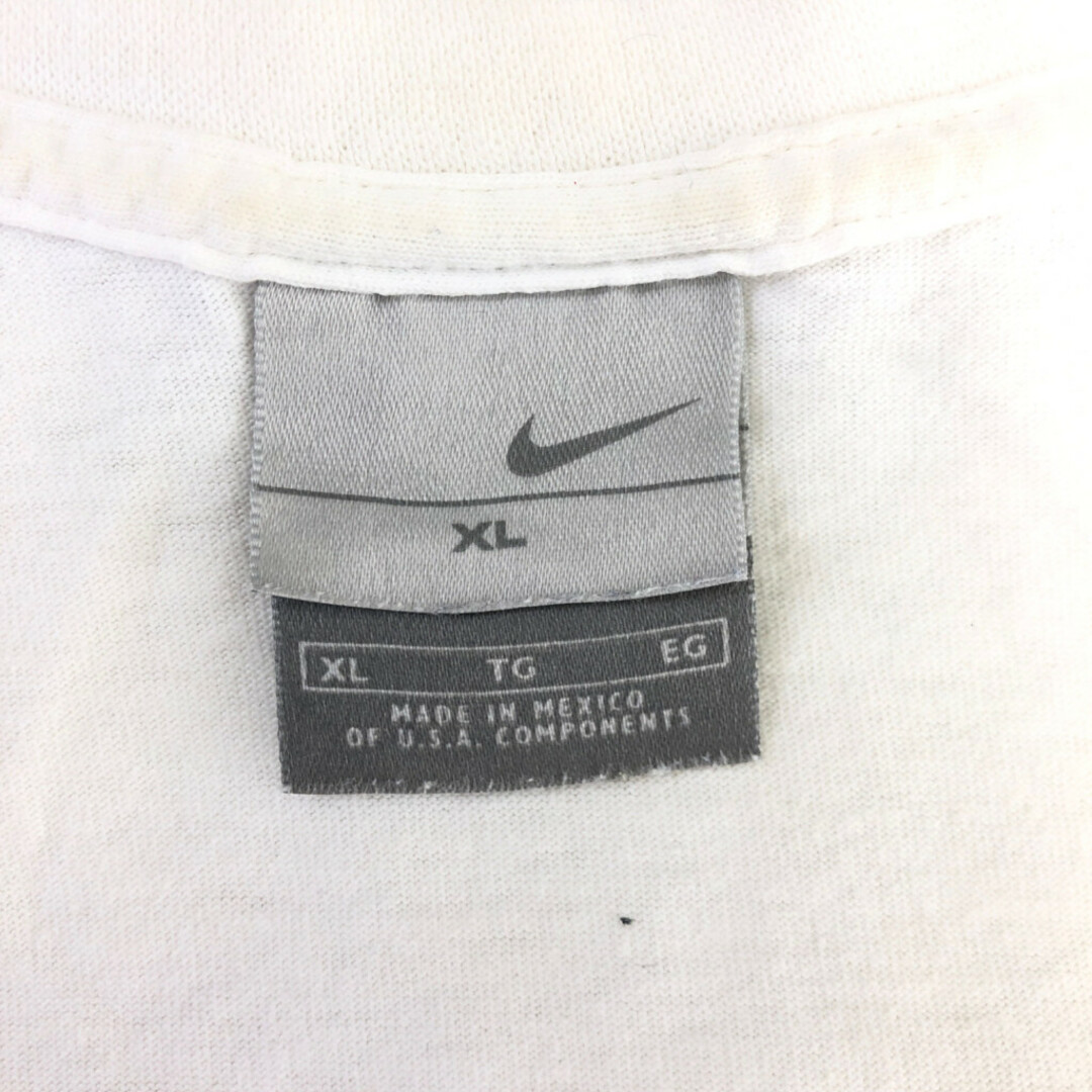 NIKE(ナイキ)の00年代 NIKE ナイキ ワンポイントロゴ 半袖Ｔシャツ スポーツ ホワイト (メンズ XL) 中古 古着 Q6416 メンズのトップス(Tシャツ/カットソー(半袖/袖なし))の商品写真