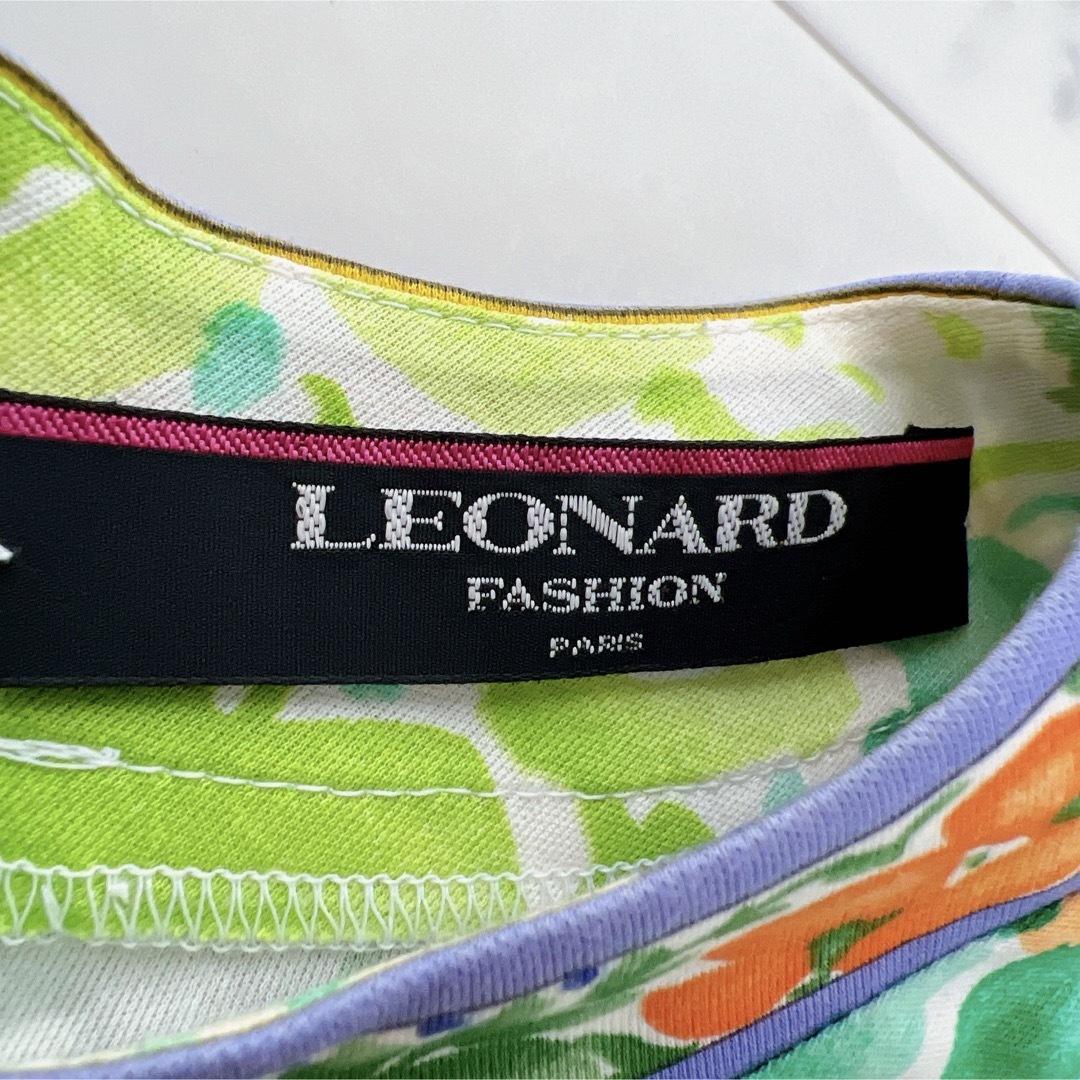 LEONARD(レオナール)のレオナール Tシャツ カットソー トップス 花柄 トリム コットン 半袖  M レディースのトップス(Tシャツ(半袖/袖なし))の商品写真