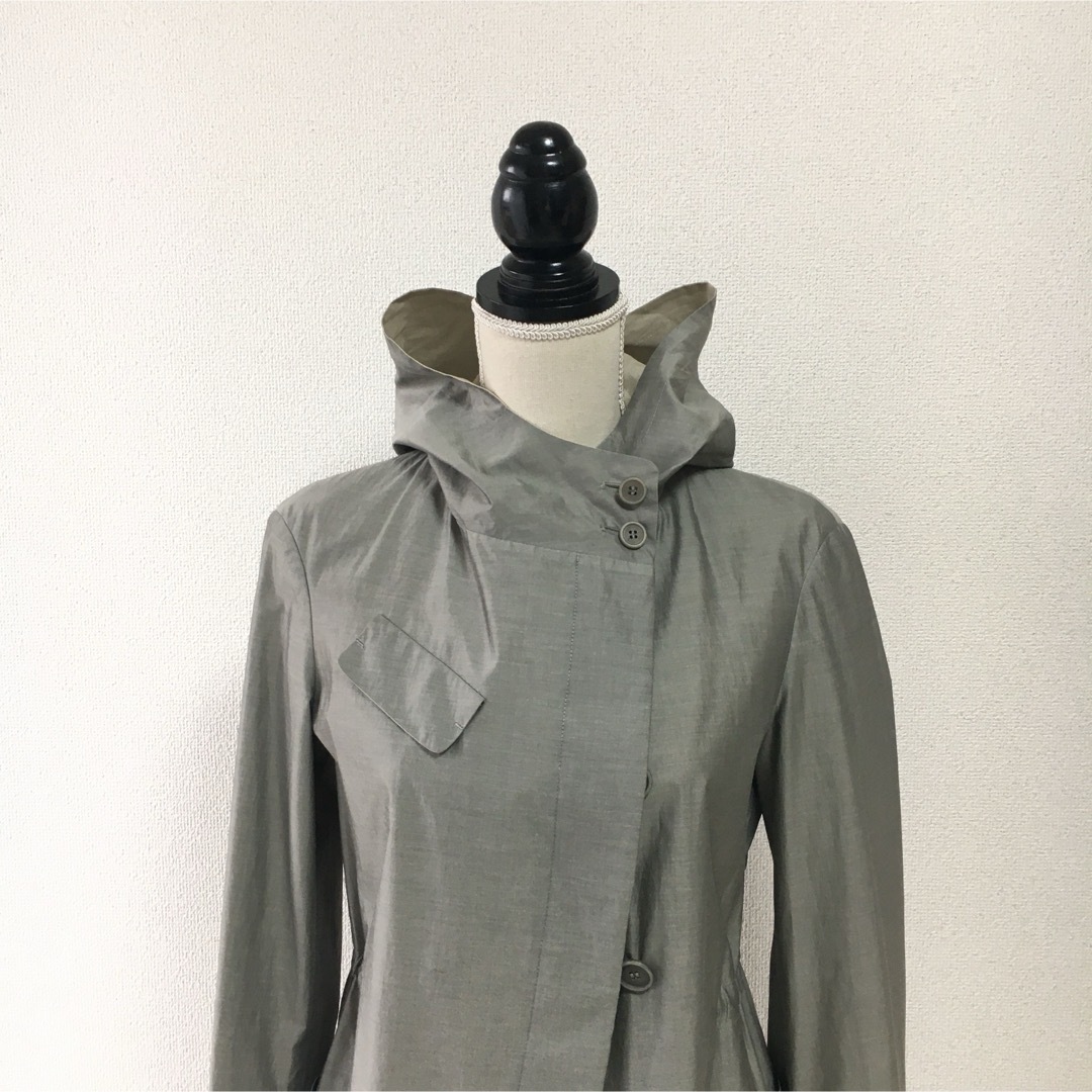 BRUNELLO CUCINELLI(ブルネロクチネリ)の美品　BRUNELLO CUCINELLI ブルネロクチネリ　ブルゾン　コート レディースのジャケット/アウター(その他)の商品写真