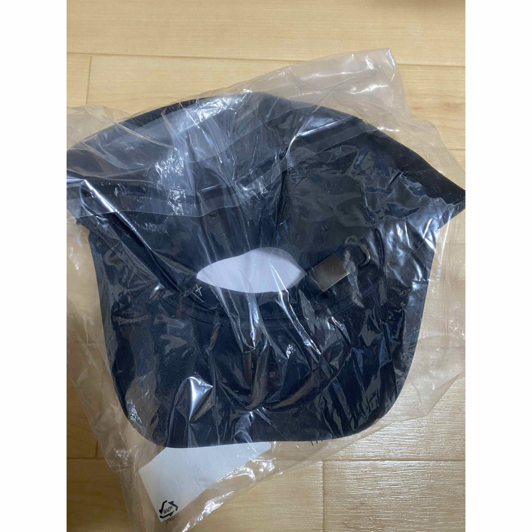 【新品未開封】バザール VARZAR ロゴ キャップ 496 ブラック 黒 レディースの帽子(キャップ)の商品写真