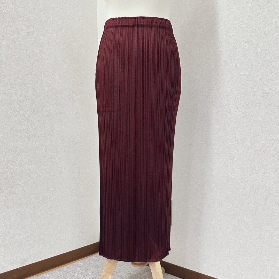 PLEATS PLEASE ISSEY MIYAKE(プリーツプリーズイッセイミヤケ)のイッセイミヤケ プリーツプリーズ　スカート 青山限定JUICY COLORS レディースのスカート(ロングスカート)の商品写真