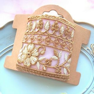 ライトピンクの花模様インド刺繍リボンの四角いポニーフック(ヘアアクセサリー)