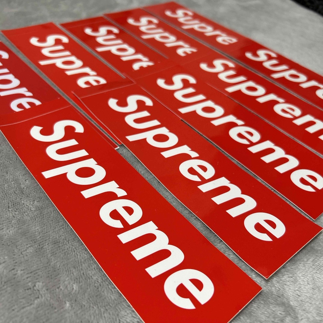 Supreme(シュプリーム)のsupremeステッカー その他のその他(その他)の商品写真