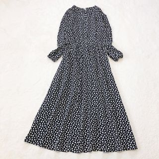 アーバンリサーチロッソ(URBAN RESEARCH ROSSO)の美品♡アーバンリサーチロッソ　BAILA掲載　小花柄ワンピース　リボン　ブラック(ロングワンピース/マキシワンピース)