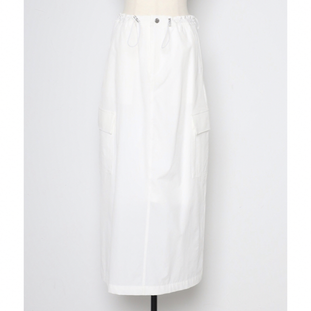 BONJOUR SAGAN(ボンジュールサガン)のボンジュールサガン　ドロストコードミリタリーカーゴスカート　ホワイト レディースのスカート(ロングスカート)の商品写真