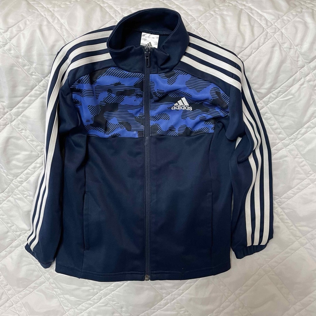 adidas(アディダス)のアディダス　ジャージ　130cm キッズ/ベビー/マタニティのキッズ服男の子用(90cm~)(その他)の商品写真