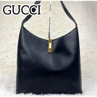 グッチ(Gucci)のGUCCI レザー　ワンショルダーバッグ　上品　お洒落　ブラック　ゴールド金具(ショルダーバッグ)