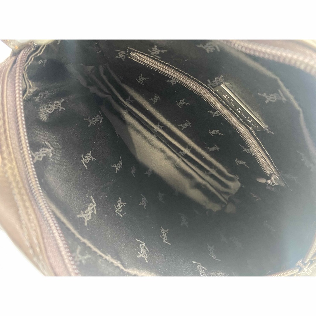 Yves Saint Laurent(イヴサンローラン)のYSL イヴサンローラン ショルダーバック YSLロゴ入り ナイロン レディースのバッグ(ショルダーバッグ)の商品写真