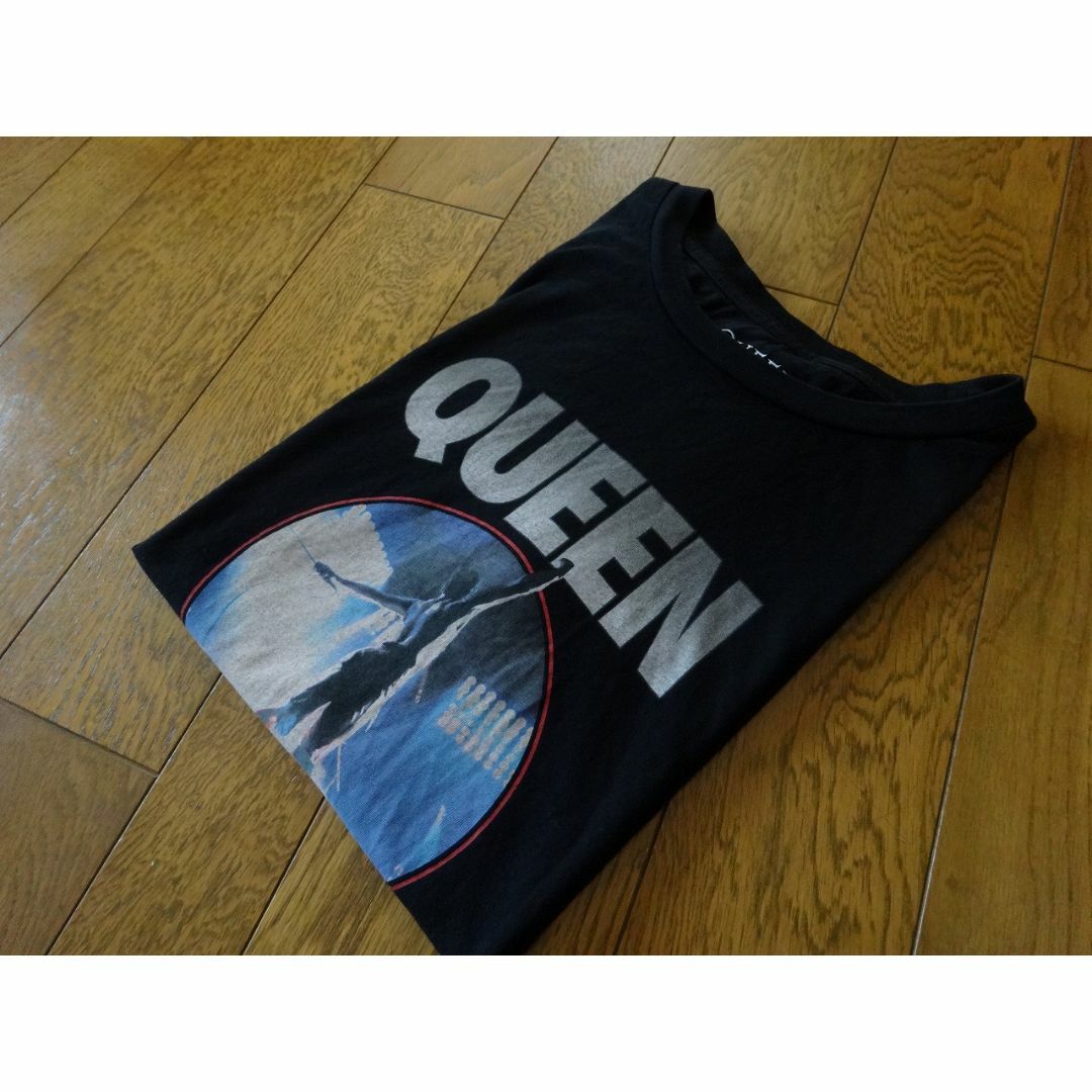 GU(ジーユー)の送料込 美品★GU QUEEN Tシャツ XL 241-322466★ジーユー メンズのトップス(Tシャツ/カットソー(半袖/袖なし))の商品写真