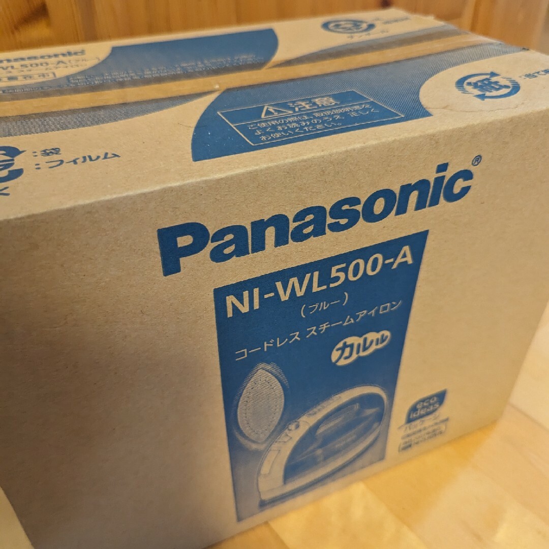 Panasonic(パナソニック)の✨新品・未開封✨パナソニック　アイロン スマホ/家電/カメラの生活家電(アイロン)の商品写真