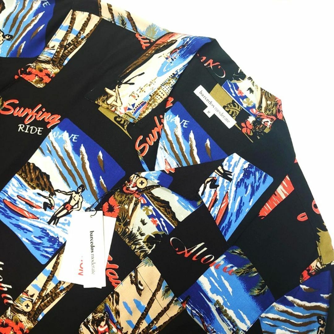 BARCEDOS(バルセドス)の新品　Ｍ　ブラック　レーヨン　アロハシャツ　ハワイアン　ワイキキ柄 メンズのトップス(シャツ)の商品写真
