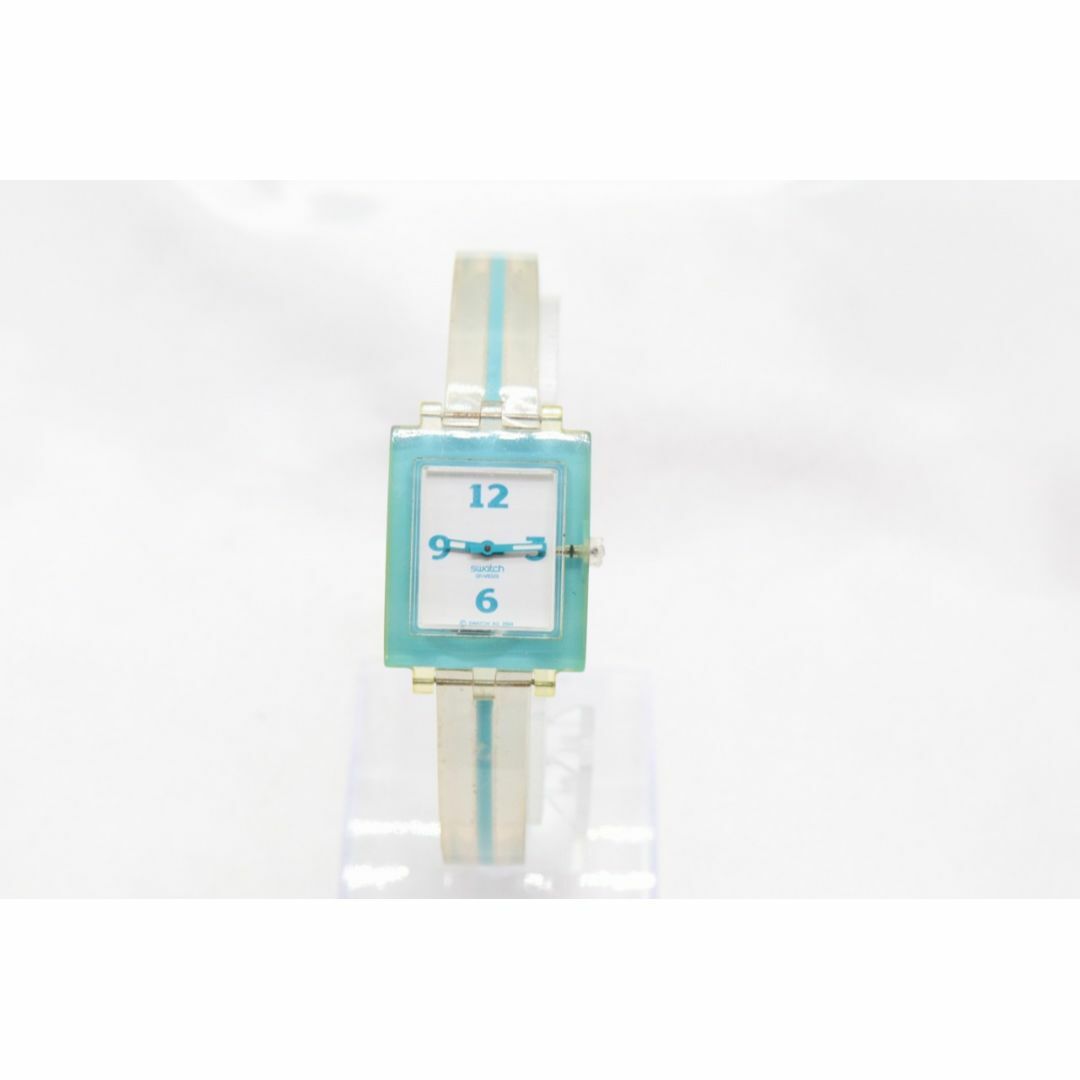 swatch(スウォッチ)の【W143-7】動作品 スウォッチ SWISS AG2004 ラバー 腕時計 レディースのファッション小物(腕時計)の商品写真
