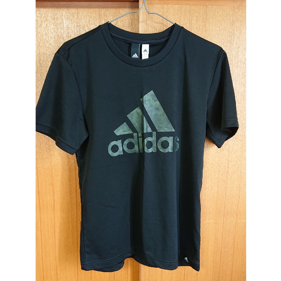 adidas(アディダス)のメンズ Tシャツ アディダス Mサイズ メンズのトップス(Tシャツ/カットソー(半袖/袖なし))の商品写真