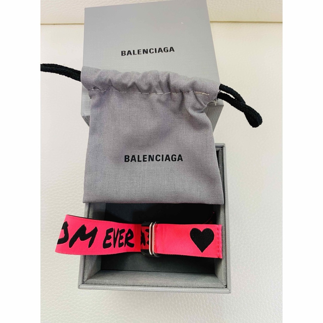 Balenciaga(バレンシアガ)の【限定！】バレンシアガ 母の日ノベルティ2024！新品！ レディースのアクセサリー(ブレスレット/バングル)の商品写真