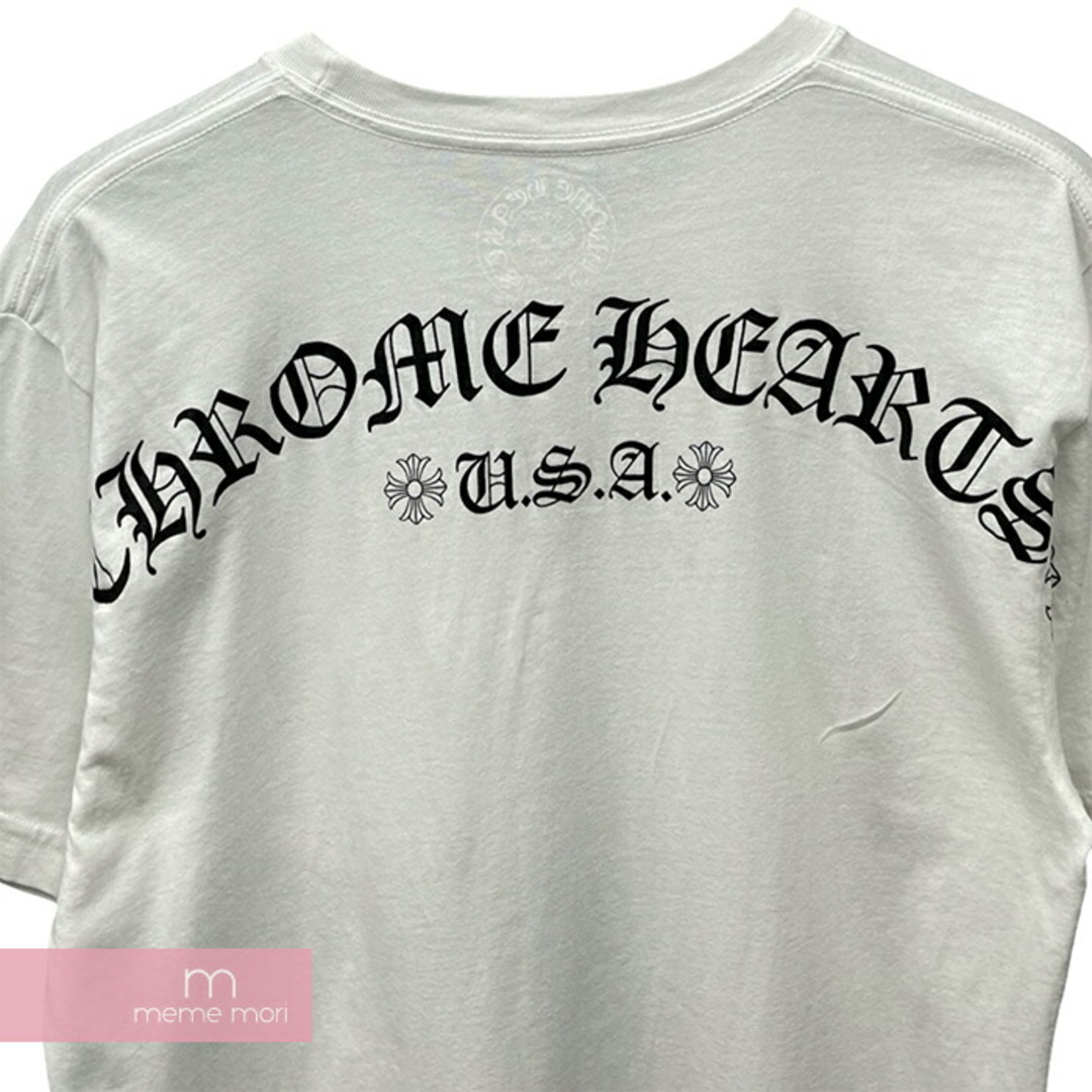 Chrome Hearts(クロムハーツ)のCHROME HEARTS USA Print Tee クロムハーツ USAプリントTシャツ 半袖カットソー スクロールロゴ ポケT ホワイト×ブラック サイズL 【240512】【中古-B】【me04】 メンズのトップス(Tシャツ/カットソー(半袖/袖なし))の商品写真