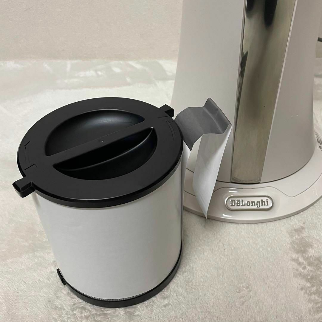 DeLonghi(デロンギ)の【新品未使用】デロンギ 空気清浄機能付きファン 型式CFX85WC スリムファン スマホ/家電/カメラの生活家電(空気清浄器)の商品写真