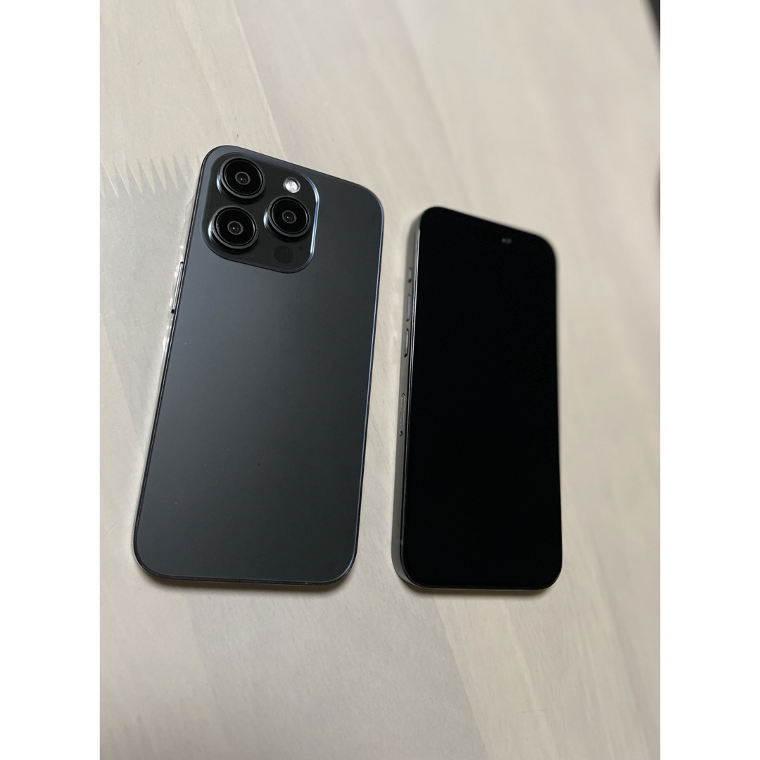 iphone15pro モックアップ　展示模型　ブラックチタニウム　ガラス仕様 スマホ/家電/カメラのスマホアクセサリー(その他)の商品写真