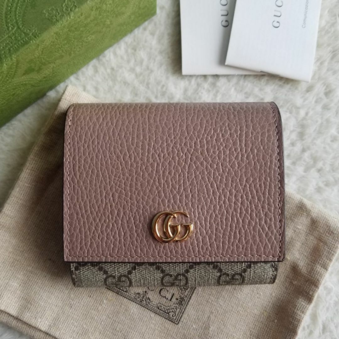 Gucci(グッチ)のGUCCI グッチ GGマーモント ミディアム ウォレット 財布 ダスティピンク レディースのファッション小物(財布)の商品写真