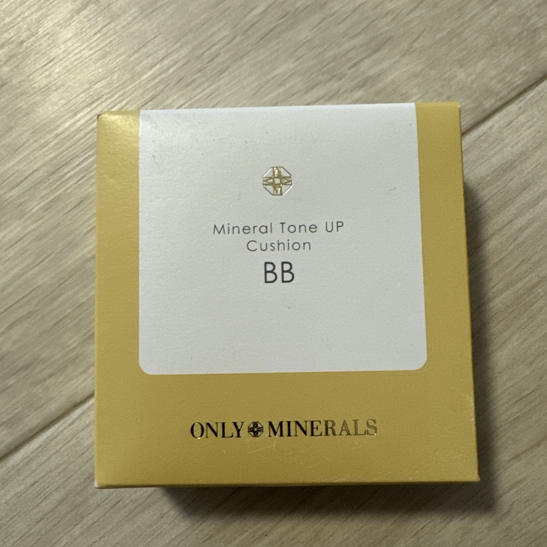 ONLY MINERALS (オンリーミネラル)のオンリーミネラル ミネラルトーンアップクッションBB(11g) コスメ/美容のベースメイク/化粧品(ファンデーション)の商品写真